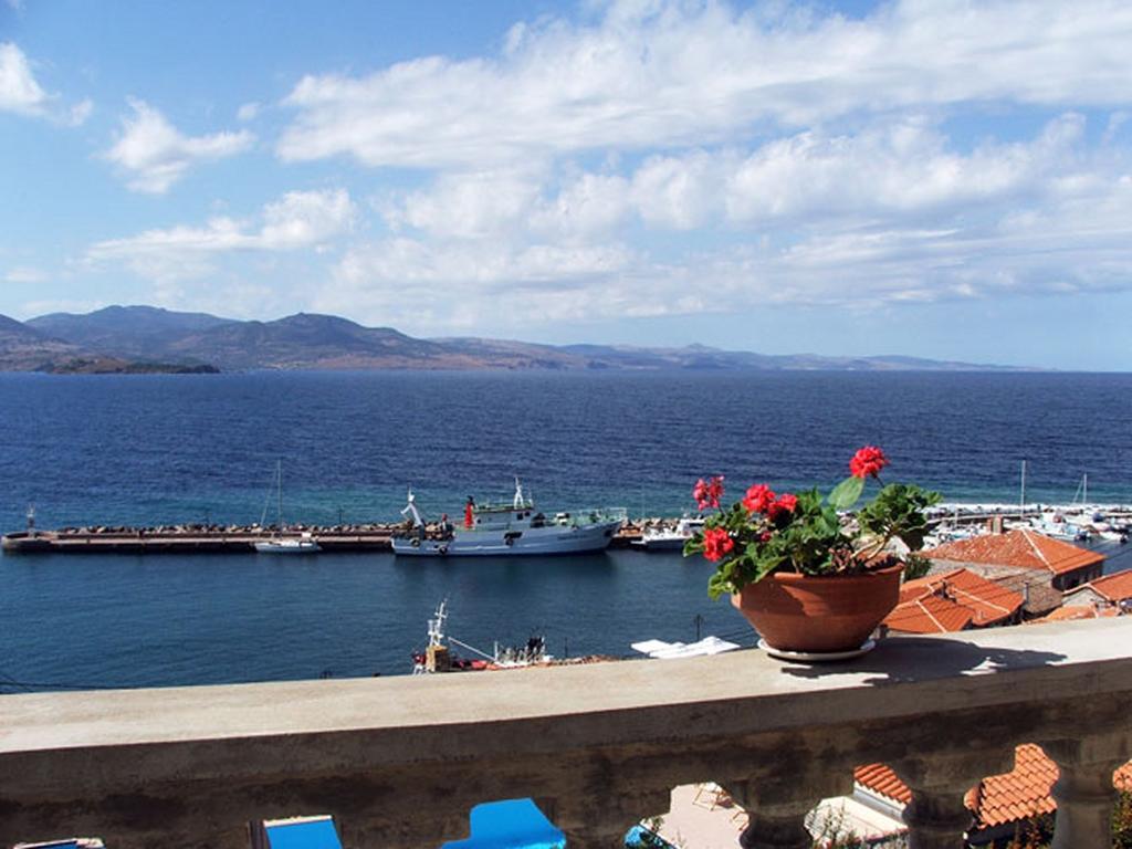 Villa V. Molova, Molyvos, Lesvos à Mithimna Extérieur photo
